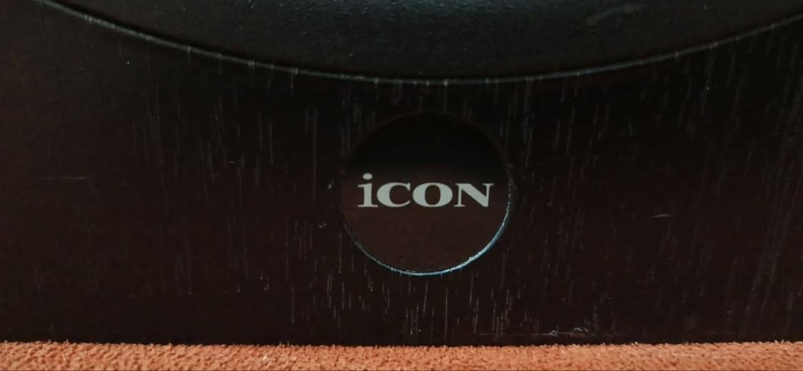 سلام عليكم 
يوجد سماعات ستوديو شركة icon
السماعات مستخدمات لفترة ومتروكات نضافة 100/90
سعر السماعات 350 وبيهن مجال قليل 
للاستفسار والتواصل عبر الصفحة 
او الاتصال على الرقم ***********
