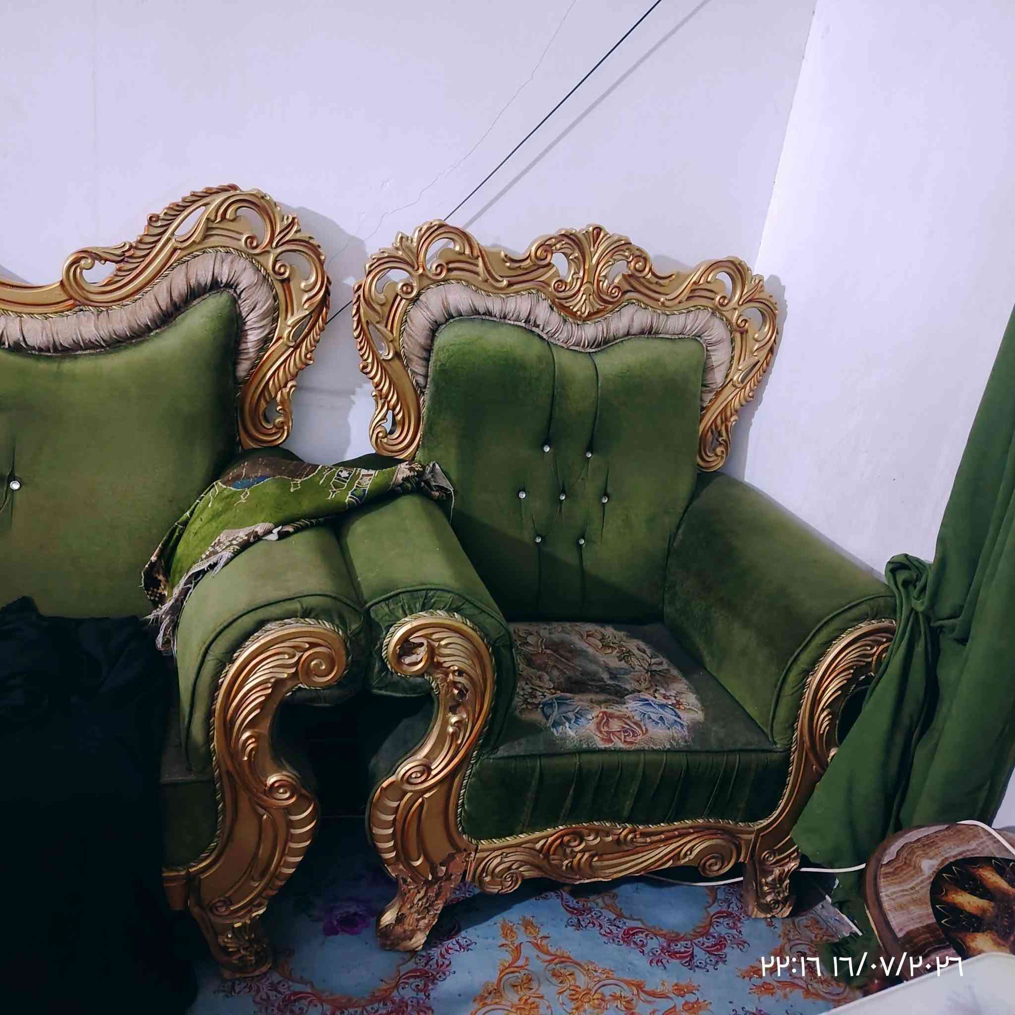 سلام عليكم تخم ١٠ مقاعد للبيع بي ضرر بلكرسي مكان قريب لبياع؛ لستفسار *********** لسعر ١٧٥
