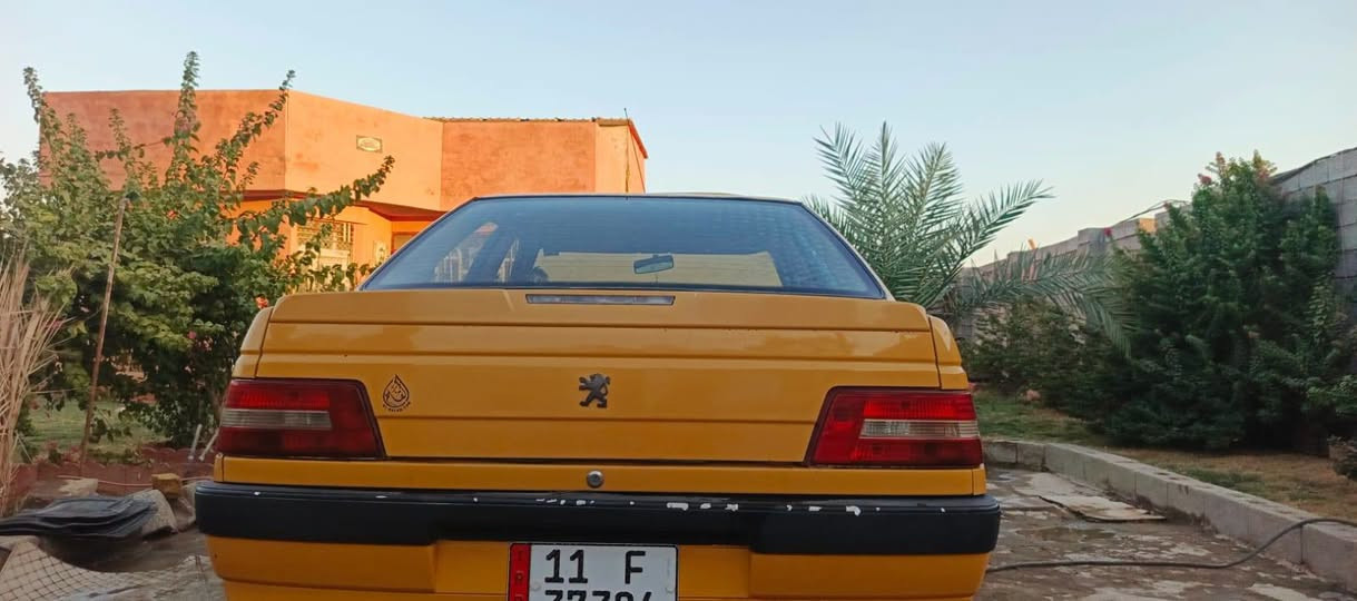 اسلام عليكم بيجو لميس موديل 2015 للبيع مكينه كير صدر تبريد تخم تاير دوشمه.   السياره خير من الله رقم بغداد انكليزي بسمي مصفره هيئه وغرامه  وجاهزه. مكانهه الطالبيه السعر 32وبيهه مجال بصيط للتواصل هاذه رقمي ***********.
