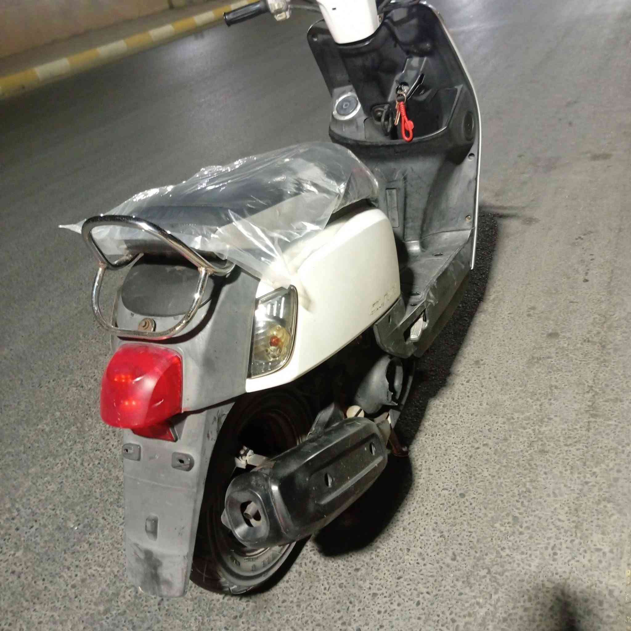 بوليس • مكفولة • معدل