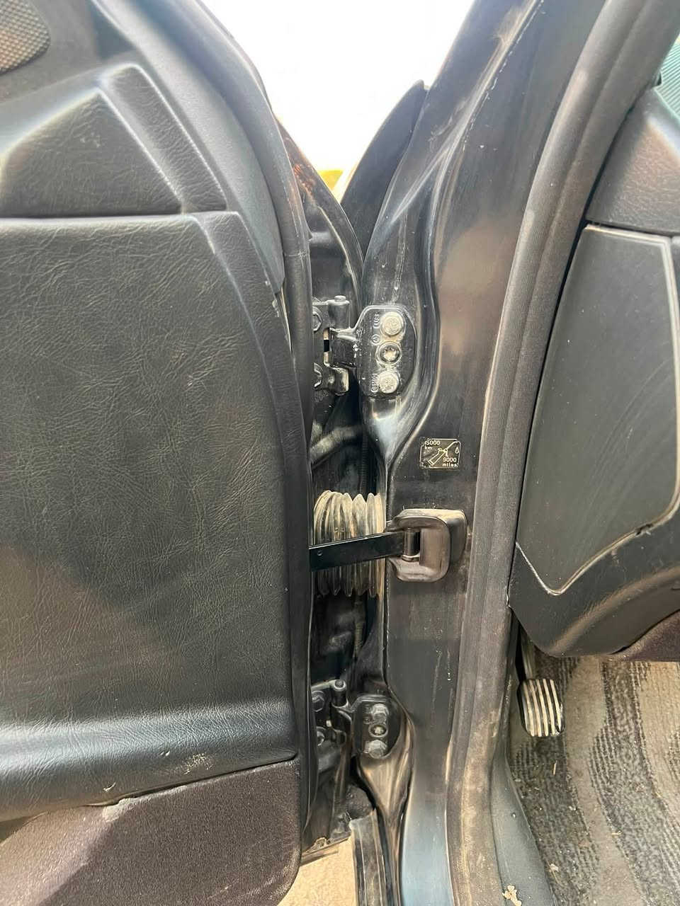 لون نيلي
سنوية منافذه هزه جديدة
محور vvt
تبريد ثلج
كير مكينه كفالة
باتري وداينمو جديد
كهربائيات كلها شغالة ما بيها اي نقص
فتحه سقف
بدون حادث
صبغ فقط باب خلفي بسبب جراد
منظومة زينول ثلجي
مكاني بغداد غزالية
السعر 75 
*********** /واتساب
