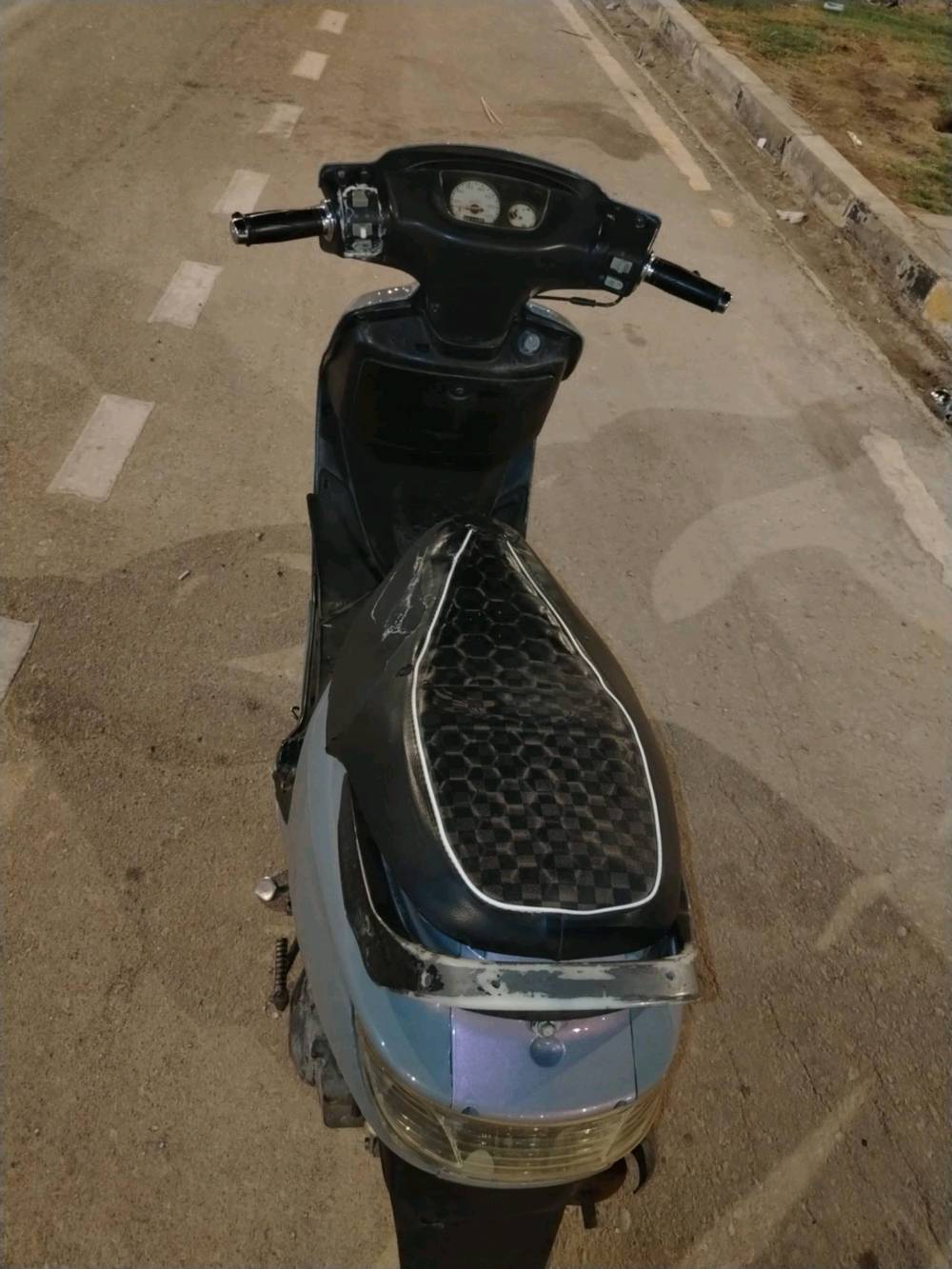 دراجه فراشه ناعمه للبيع شغاله سلف هندر كهربائيات مكينه جديده ماعيزه اي شي  السعر 550  وبيها مجال قليل ***********