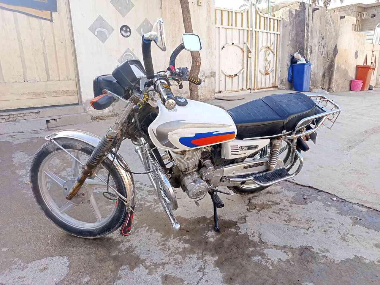 جني عدل • نظيفه • بدون اوراق