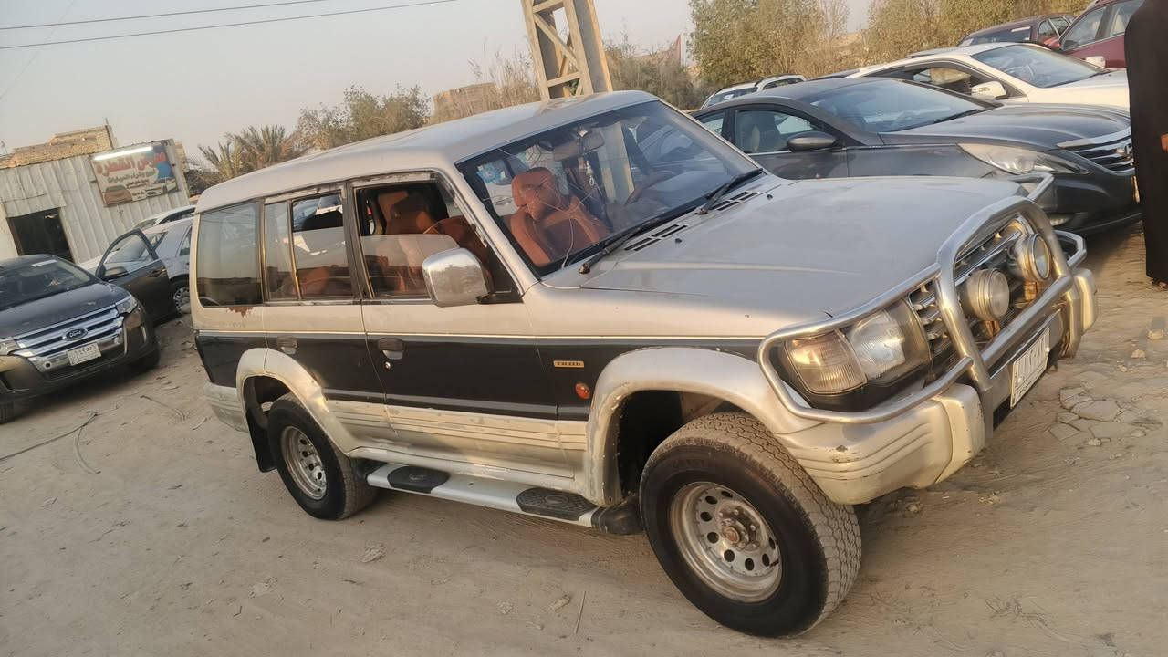 سياره باجيرو 95,بلاد جاهزه السعر 45 وبيه مجال مداورثاني يوم مكاني ناصريه غراف وهاذه رقمي***********...
