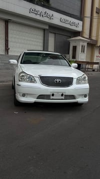 كراون ماجستا • ٢٠٠٥ • فول مواصفات