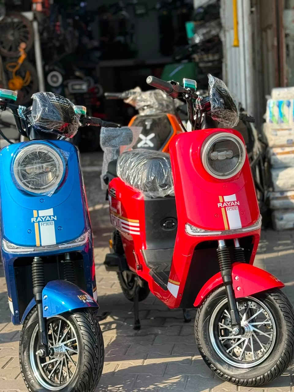 دراجه ريان R900
رجع اتوفر بجميع الوانه 

يتوفر نظام اقساط الرافدين حصراا✅
موظف مدني /عسكري /متقاعد✅
تسديد بدون مقدمه ✅

والبطاقه راح تبقى عندك    بنظام التقسيط المريح✅

حجم الملف1200W✅
نظام البريك دسك البريك الامامي وخلفي يعمل بنظام مانع انزلاق✅

عدد البطاريات 5ريان الاصليه ✅

حجم التاير10/350✅
شاشه ايباد تحديد اعطال دبل اشاره ✅

شاحن لموبايل جهاز انذار مانع لسرقه ✅
ثلاث سرع بريك هايدروليك ✅
شاشه حديثه 2027✅

يوجد صيانه كافه انواع الباسكلات ودراجات الشحن✅

متوفر كافه قطع الغيار ✅

🚍🚍توصيل كافه محافظات العراق ✅

متوفر بطاريات اصليه الصغيره والكبيره والاسعار تنافسيه ✅
عنوان/كربلاء حي الحسين مقابل البناء الجاهر جهه محلات الجمله مواد الغذائيه✅
معرض✅
حسين صاحب ✅
للاستفسار الاتصال على الاقام 📞📞
***********
***********
