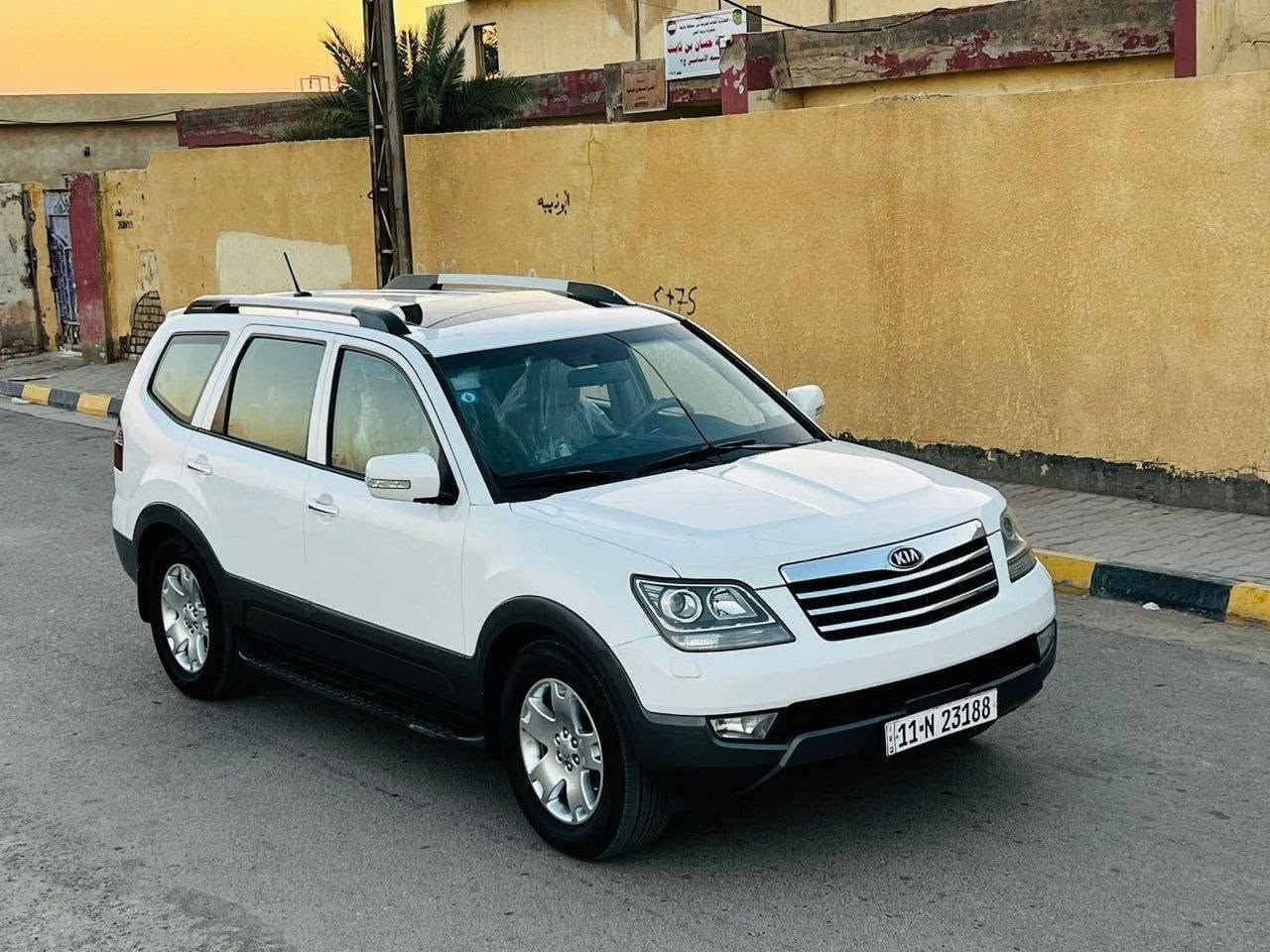 السلام عليكم
مهافي ٢٠١٥ 
رقم بغداد بأسمي 
سيارة فول مواصفات 
زراك لايت فتحة 4×4 
كشنات جلد تدفئة كشنات 
لايت زنون 
خزن ميموري
مكفولة من الصبغ 
المكان واسط 
للأستفسار 
***********
