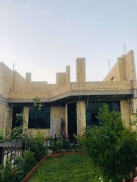 الدار للبيع 300 م    بناء حديث الموقع تقاطع النهروان السايد الواحد قرب...