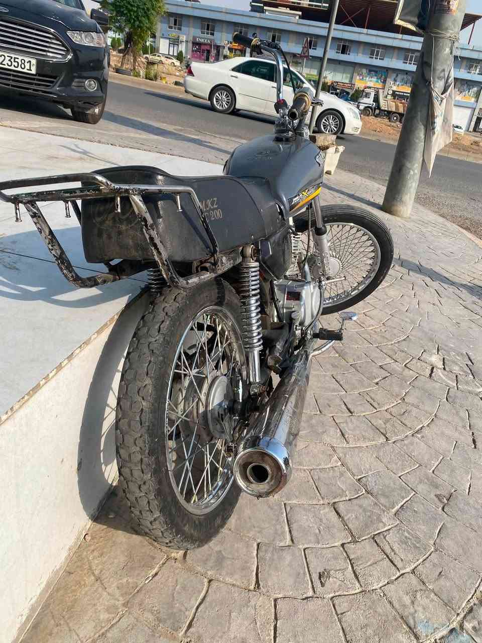 بؤفروؤشتن و كؤرينه وه Sonlik2024 مه كينه كه بس فول سه نته ر شانسي 2024 به شه رتي 4 كه پس بيش بكات ماله كه دياره سعري 320 و معامه له شوين سليماني

***********
