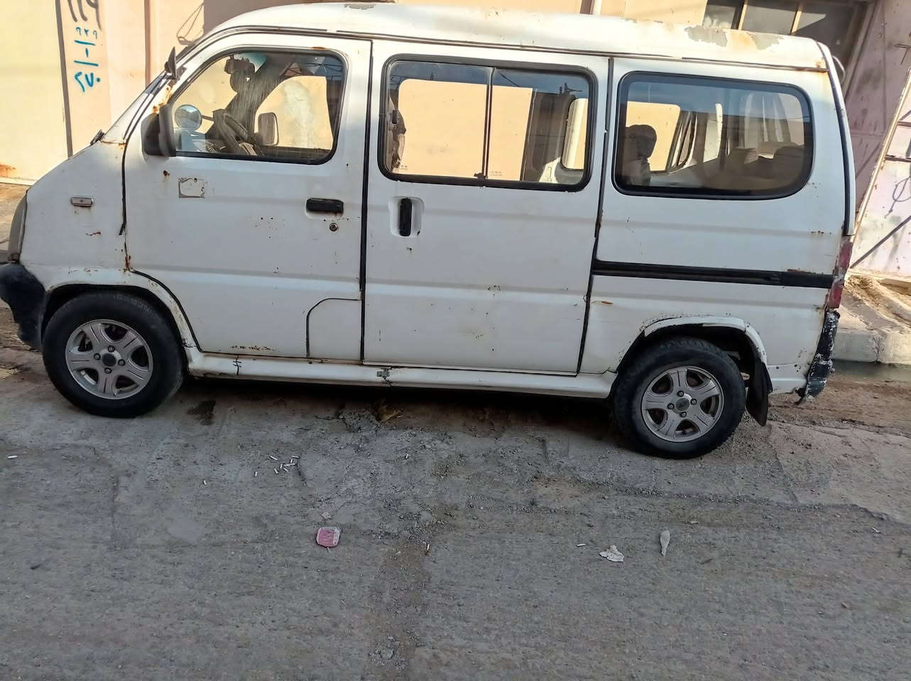فاو للبيع مكينه كير شرط طخم نصيف تايرات جديد باتري جديد السعر 22 رقم دولي بااسمي  للتواصل ***********
