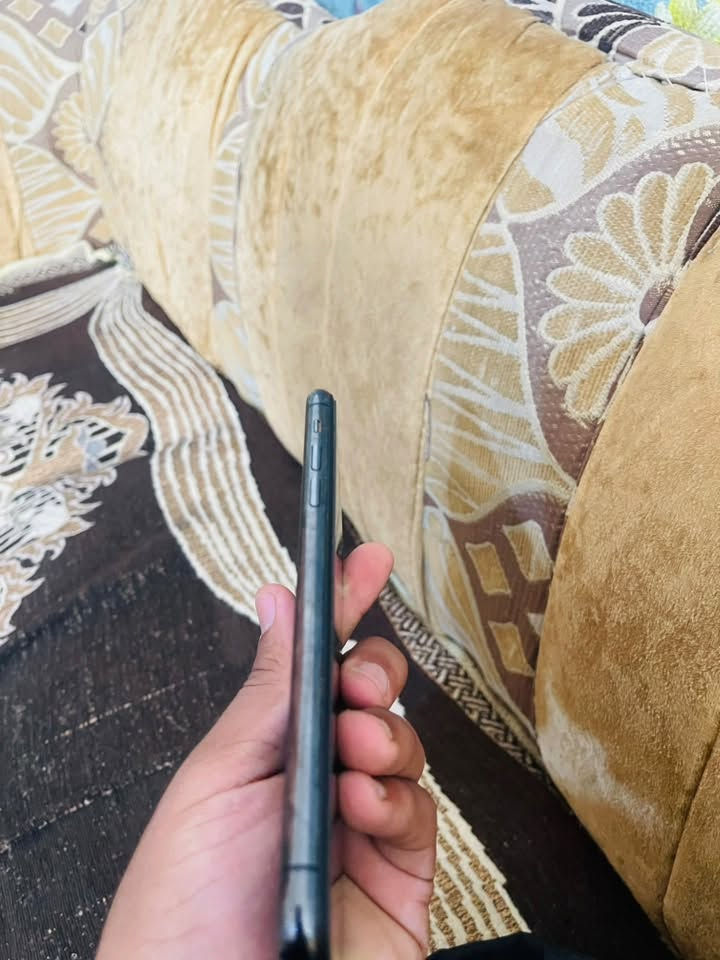 آيفون ١١ برو ماكس • ٦٤ • شاشة أصلية