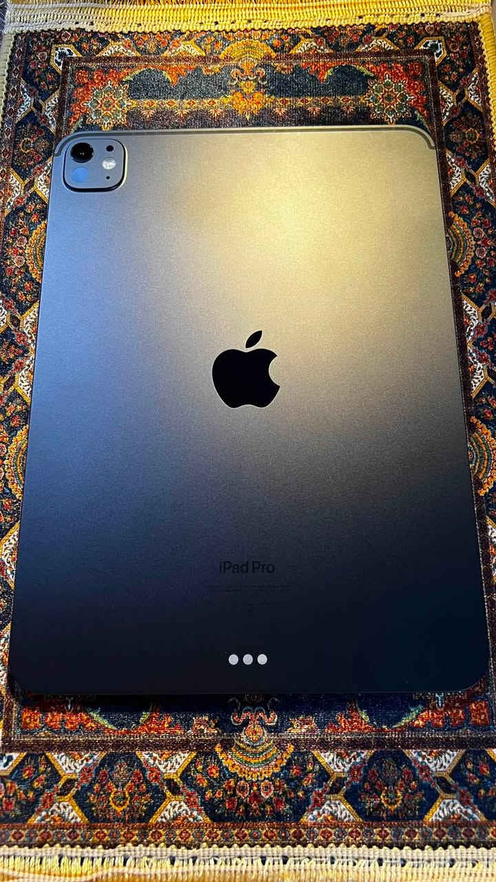 ايباد 11 برو M4 ذاكرة 256
بطارية 95 عدد دورات الشحن 169 

وياه قلم ابل Apple pencil pro 

المكان نجف ***********
