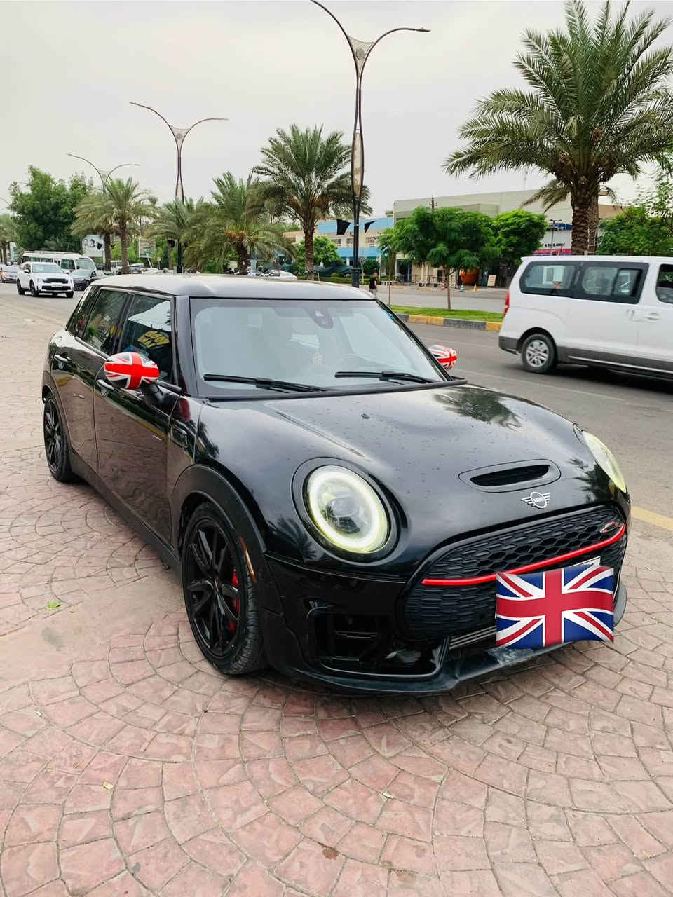 سلام عليكم
لبيع او مراوس 

مني كوبر 

موديل 2023 وارد امريكي 

حادثة بل كصه مال قمارة وبنيد شطح 

فول مواصفات 

محرك 2000 تيربو 

سيارة ماشيه 68 الف كيلو متر 

محرك كير اكسل حدادة صدر تبريد كله مكفول رقم بغداد 

سيارة جديد جدا 

الأتصال هذه رقمي واتساب 
***********
