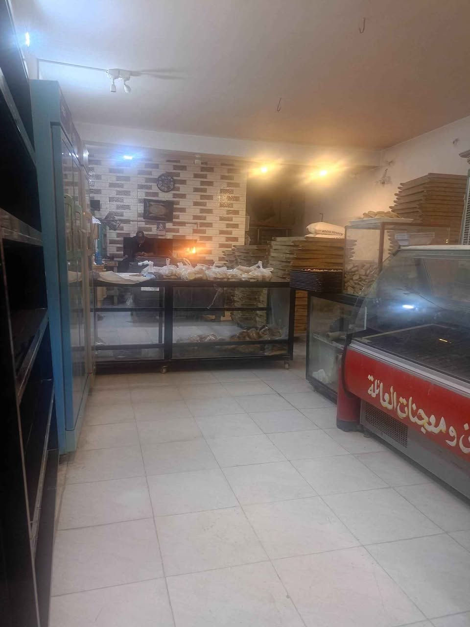 فرن للبيع  الفرن شغله نهار كامل400طاولي بس باب
8بالف

يشتغل كهربائي جيس ومرات ثلاث ارباع 
الفرن خير من الله جاهز من كلشي 
بسبب ضرف نريد نبيعه لا أكثر 
الموقع محافظة الديوانية العروبه قرب سوق العروبه 
الي مو شراي لا يراسل 
رحمه الله والديكم
 هاي التفاصيل كامله
وتساب او خط هذا رقم***********
***********
@إشارة الفارس, صلاح الدين
