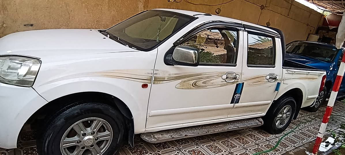 بيكب كريت وول • ٢٠١٣ • مكفولة