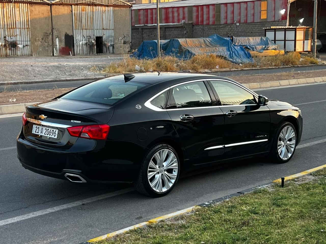 سلام عليكم  مكلف بلنشر
للبيع نقد فقط موديل ٢٠١٨  بريمير 
مكانهه أربيل سعر ١٢٩ 
محرك ٣٦٠٠ 
*********** 
سونار ورقم شاصي داخل الصور
