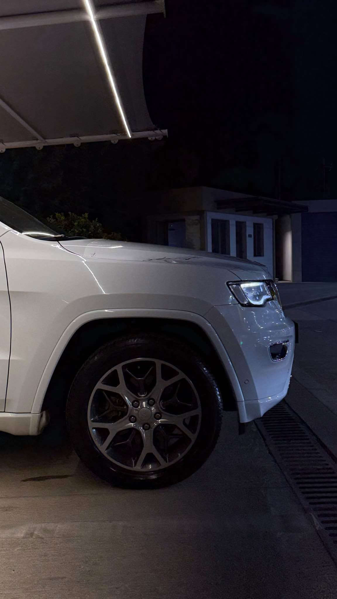 Jeep Overland
جێب ئۆڤەرلاند
مۆدێل ٢٠٢٠ خلیجی سفری شەریکەی هارلم
دەعامی بۆ دەعامی بە شەرت بێ بۆیاغ ڕەسمی سۆنەرەکەم داناوە 
مواسەفات ٣ شاشە ناو قەیسی 
ڕاداری پێش و دوا حاسە و کامێرا ڕاداری ئاوێنە جەگ قەپات قەپاتە
280 مەجال السليمانية, العراق
