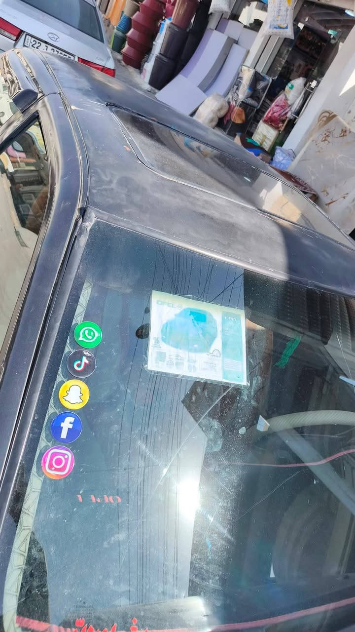 فكتره حجم 20 لون اسود رقم مسطرة 
سنوية مدتها 2031 والهزة لشهر الثاني 
شرط التحويل فقط. 
محرك وكير شرط. 
سيارة تاكيه على صفحه بدون كص شرط. 
السعر 28 وبي مجال. 
للاستفار الرقم /***********
/***********
