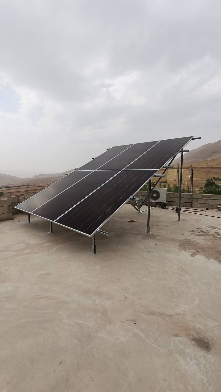 💪🔥باشترین کوالێتی گونجاوترین نرخ🥇🔥
⚡⚡سیستەمی ووزەی خۆر⚡⚡ 

 تا  12 ئەمپێری ڕۆژ و 4 ئەمپێری شەو بۆ ماوەی 7 کاتژمێر تێکەڵکردنی لەگەڵ کارەبایی نیشتیمانی  و توانای گەڕانەوەی کارەبای زیادەی هەیە بۆ ناو تۆڕی گشتی لە گوندی بەردەبەل

 ئەم سیستەمە پێک هاتووە لە:

🎯 6 پانێڵی 665 وات براندی Aiko    بەزەمانی 10ساڵ

🎯 1 انڤێرتەری 5 کیلۆوات  بەزەمانی 1ساڵ

🎯  1 باتری لیسیۆم 7.5 کیلۆوات   بە زەمانی 3ساڵ

🎯قائیدەی بەستنی پانێڵ

🎯بۆردی پارێزەری سیستەمەکە

🎯 بەستنی سیستەم بەشێوەی ئەندازیاری 

💪👍بۆزانیاری زیاتر و نرخی سیستەمەکە پەیوەندیمان پێوە بکەن
*********** 📠
***********
