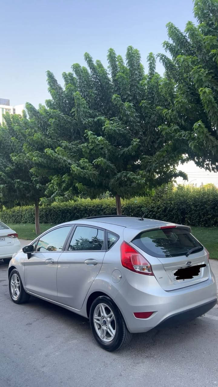 Ford fista 2019 qapat mawasafat ger makena tabrid bashart 2parcha sbux raqamau sanawe nweya banawe xoma 
S7r:68 majal
Raqam:*********** أربيل, العراق
