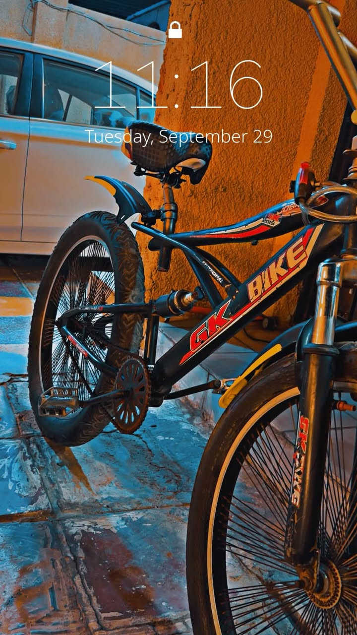 دراجه هوائيه BMX جبليه ماركه KG BIKE
دبل امامي دبل خلفي 
حجم ٢٩ 

نمره واحده اماميه نمره واحده خلفيه 

مقود استعراض فره كامله 

عجلات متينه للطرق الوعره 

سرج عريض ومريح مع جاملغات جديده 

يتحمل اوزان حتى 200 كيلو 

السعر 175 الف ... بي مجال قليل 

الموقع بغداد الغزاليه

***********

نص مكتوب في الصور:
- 11:16
- Tuesday, September 29