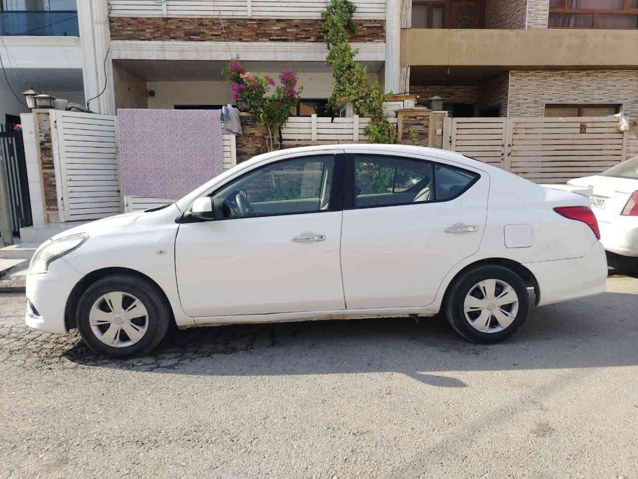 نیسان سنی 2020
٣قطع دوسە جەمپی پشتی هەیە
*********** بۆ نرخ کۆمێنت بکە
سنوی9/2025
لە هەولێرە أربيل, العراق
