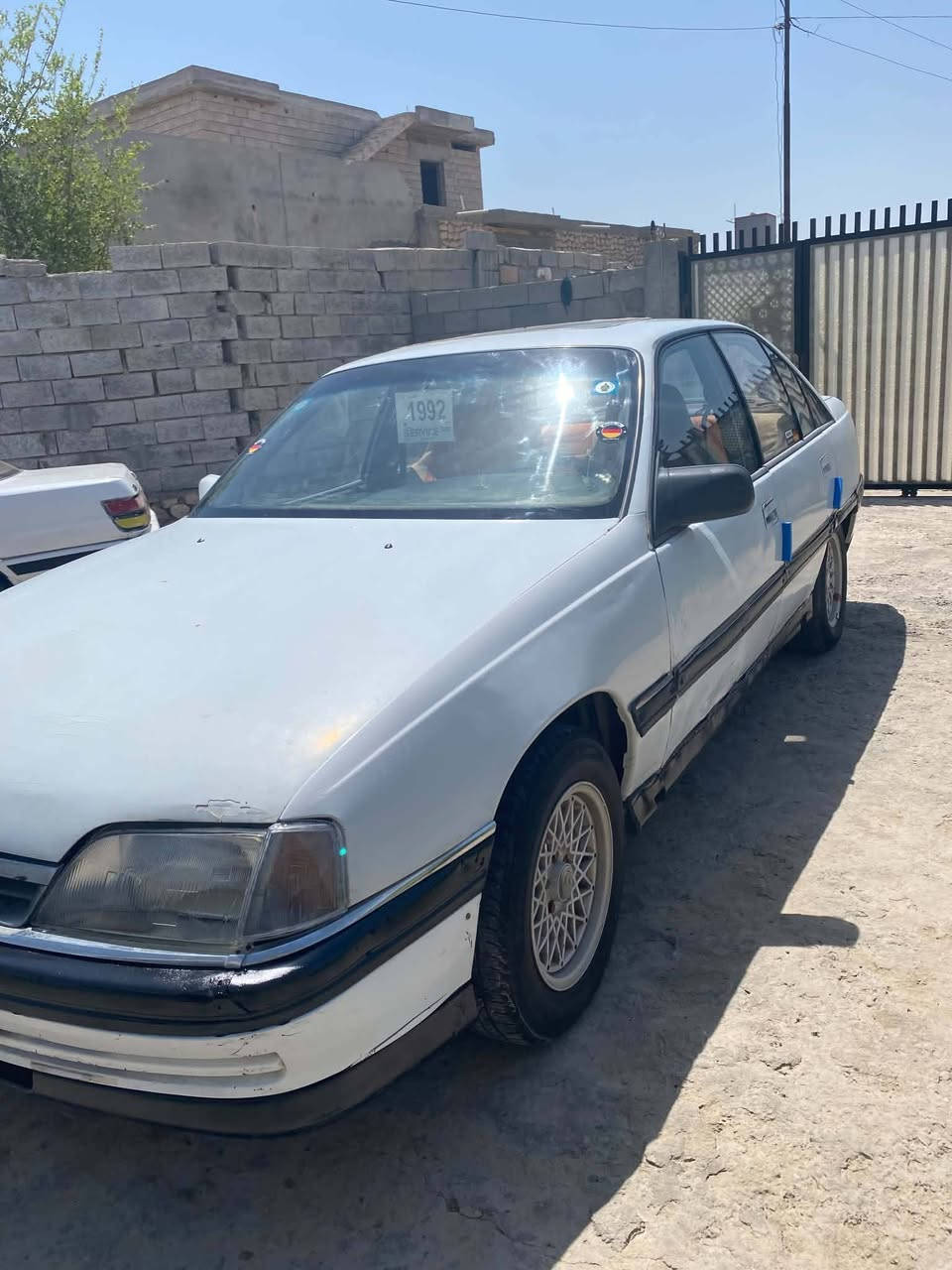 السلام عليكم لبيع اوبل اوميكا موديل 92 رقم انبار انكليزي سنويه لحد 2030 هزه موساقطه
محرك 2000 جديد
 كير عادي
مكفوله من ضربه بعدها عل بلاد
صدر جديد
تخم تاير جديد
تخم ويل كب جديد
كهربائيات كلها شغاله
مسجل وسماعات جدد
داخل مصوج ونضيف
السعر 18 مكاني الرمادي ‏***********
