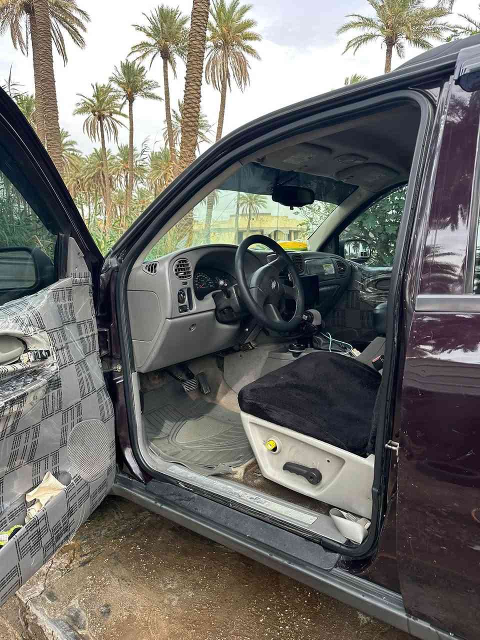 بلايزر ٢٠٠٨ • أبيض بدون صبغ • مزاد بالوكالة