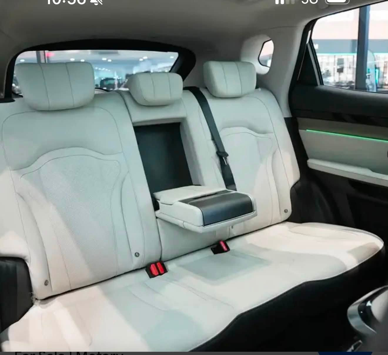 🚗 جيتور داشنك لكجري (Jetour Dashing Luxury) 2026 سمنتي (للبيع )
سيارة جيتور داشنك فئة لكجري (أعلى مواصفات)، باللون سمنت  المميز، ماشية ٢٥٠٠ ألف كيلومتر فقط. السيارة بشرط الفحص ومكفولة بالكامل من الناحية الميكانيكية والكهربائية (كير، محرك، كهربائيات)، بدون أي نقص أو عطل وجاهزة للاستخدام فوراً.
أبرز المواصفات:
 * محرك توربو قوي واقتصادي مع ناقل حركة أوتوماتيكي سلس.
 * سقف بانوراما عريض.
 * كاميرات رؤية محيطية 360 درجة مع حساسات ركن.
 * شاشة عرض مركزية عملاقة تعمل باللمس مع لوحة عدادات رقمية.
 * مقاعد جلد فاخرة بتحكم كهربائي.
 * مقابض أبواب مخفية تفتح تلقائياً وإضاءة LED بالكامل.
 * نظام دخول وتشغيل ذكي (بصمة).
 * إضاءة داخلية محيطية (Ambient Light).
 * أنظمة أمان وتوازن حديثة مع تثبيت سرعة وأنظمة قيادة متعددة.
💰 السعر: ,500,000 31 دينار عراقيي .بيها مجال للشراي
📍الموقع بغداد  تحويل ثاني يوم
📞 للتواصل والاستفسار: ***********
