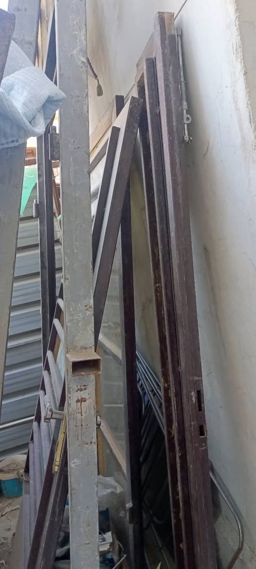 للبيع شباك سينسي ثقيل +بابين +محجر بالكونه
العنوان مدينه الصدر ***********
واتساب
