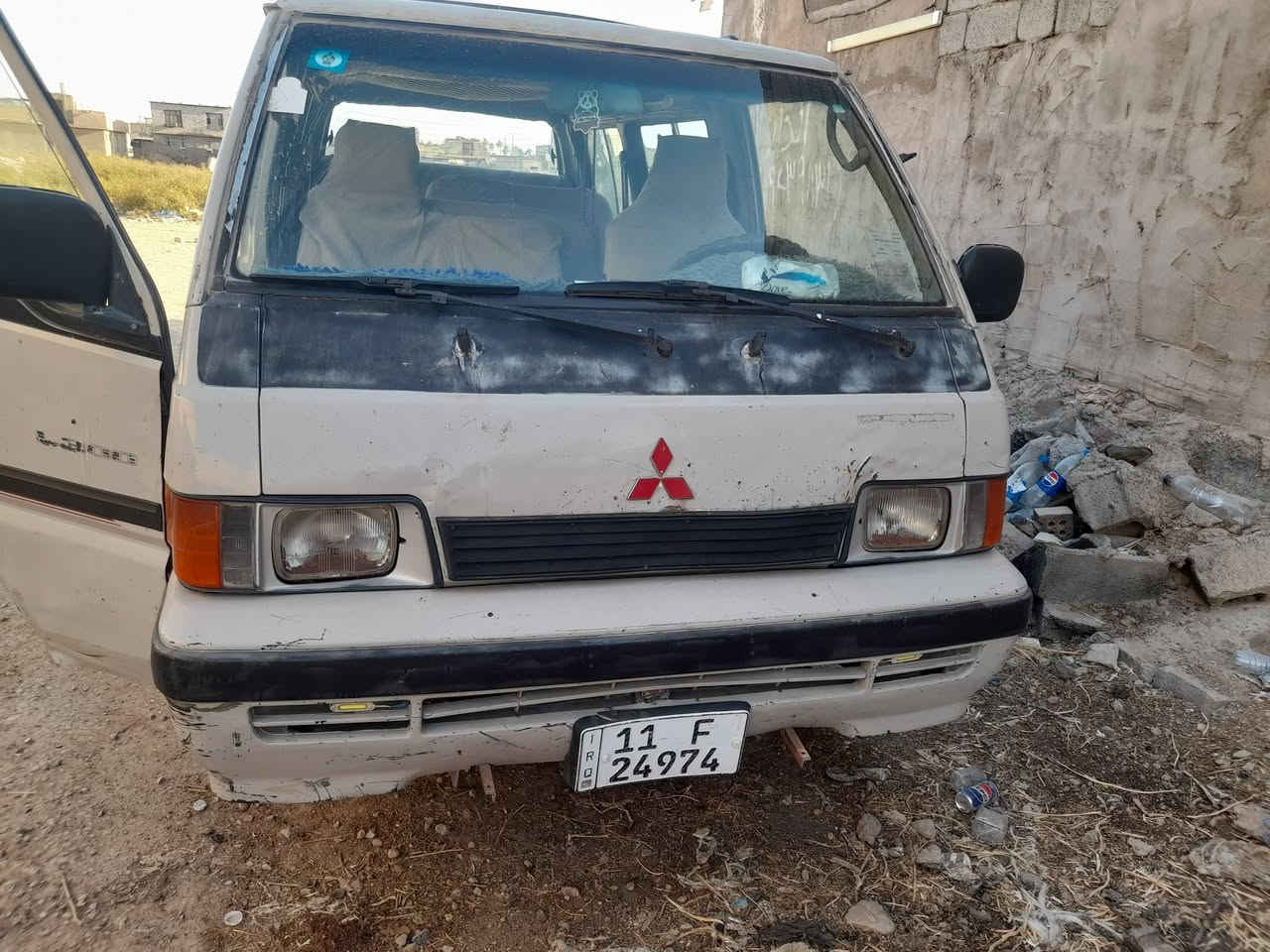 باص ١١ نفر • موديل ٨٩ • بغداد زعفرانيه