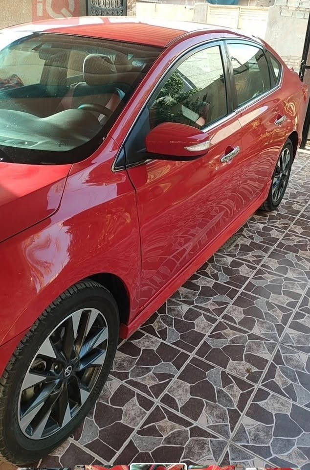 للبيع نيسان سنترا فئة ال ((SR)) اعلى فئة السيارة جديدة على وضع الشركة كما موضح بالصور ،، للاستفسار اكثر  الاتصال على الرقم ***********
