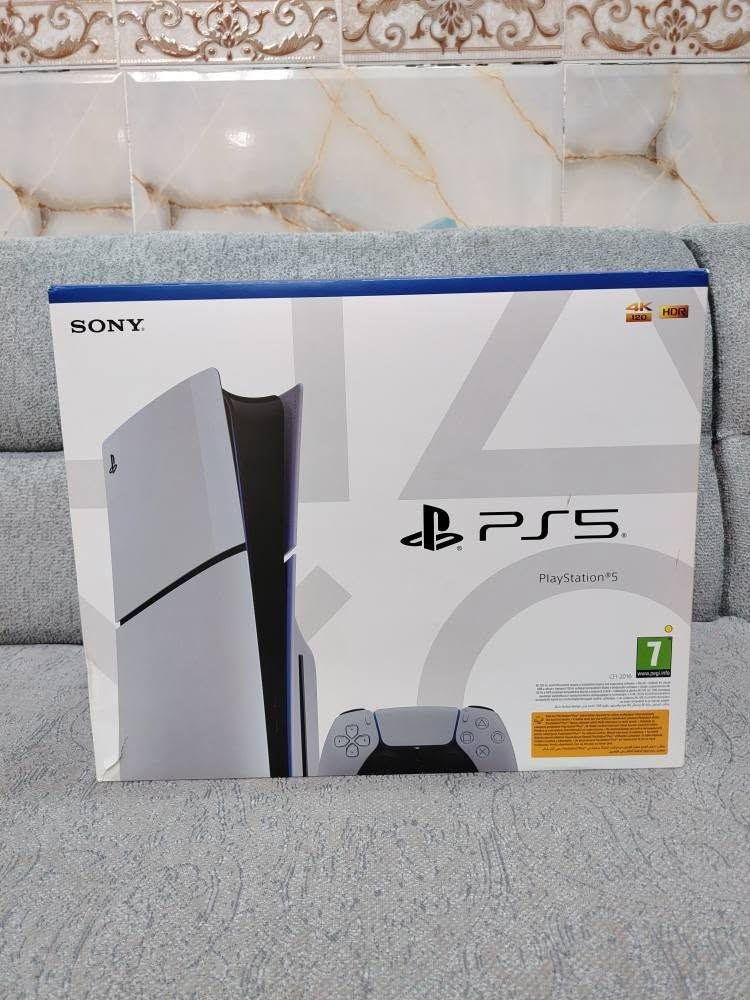 للبيع: بلايستيشن 5 سليم (PlayStation 5 Slim) – إصدار القرص (Disc Edition)
​ بالكرتون وكامل ملحقاته، بحالة ممتازة وجاهز للاستخدام مباشرة.
​الموديل: PS5 Slim (CFI-2016)
​السعة التخزينية: 1 تيرابايت (1TB SSD)
​المحرك: يدعم الأقراص (Disc Edition)
​الملحقات المرفقة:
​جويستيك الأصلي (DualSense Wireless Controller)
​كابل الطاقة (Power Cable)
​كابل HDMI الأصلي
​كابل شحن اليد (USB Cable)
​قواعد التثبيت الأفقية (Horizontal Stand Feet)
​الكارتون الخارجي والداخلي مع جميع مو
​السعر: [750,000] قفل وغير قابل للنقاش
للتواصل: عبر الرسائل الخاصة أو الرقم [***********] عمارة, ميسان
