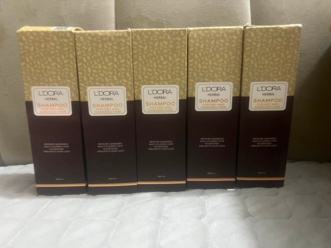 السلام عليكم منتجات لادورا الايرانية بيهم تقريباً 125 منتج رايدهم شلعة وحدة ب 1,150,00
اني ماخذهم ب مليون ونص الله شاهد بعت جم قطعة وهذني البقن ما بعتهم لان عزلت 
***********
بغداد الامين الثانية نواب الضباط قرب مركز شرطة الامين

والي يحتاج قطع معينة هم بالخدمة
