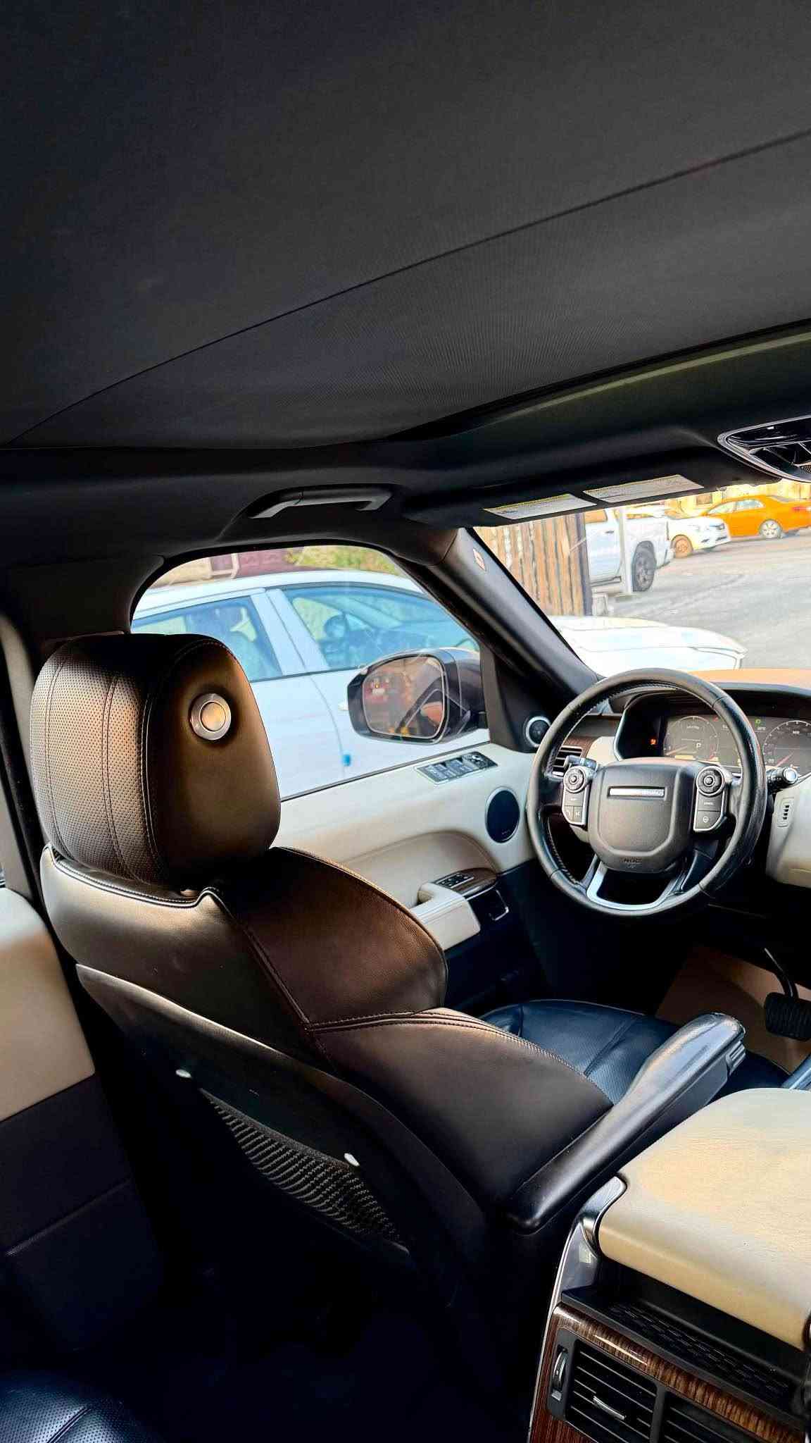 السلام عليكم 
بيع او مراوس
رانج روفر سبورت 
موديل 2014
V8 سوبر چارج
ماشية 100 الف ميل
فوول مواصفات خنگ 
اعلى مواصفات بالسبورت
چوبلس
بيبان شفط
دوسات كهرباء
بانوراما
كل الكشنات كهرباء + تدفئه وتبريد
ستيرن كهرباء
مري كهرباء
گير مكينه شرط الفحص
تبريد ثلج
- رقم اربيل الجديد تحويل أو وكاله
قطعة وحدة صبغ فقط بدون حادث 
صور السونار موجوده
ايرباگات + دواخل كله سليم 
السعر : 225 وبيها مجال 
العنوان : البصرة المعقل
*********** البصرة, العراق
