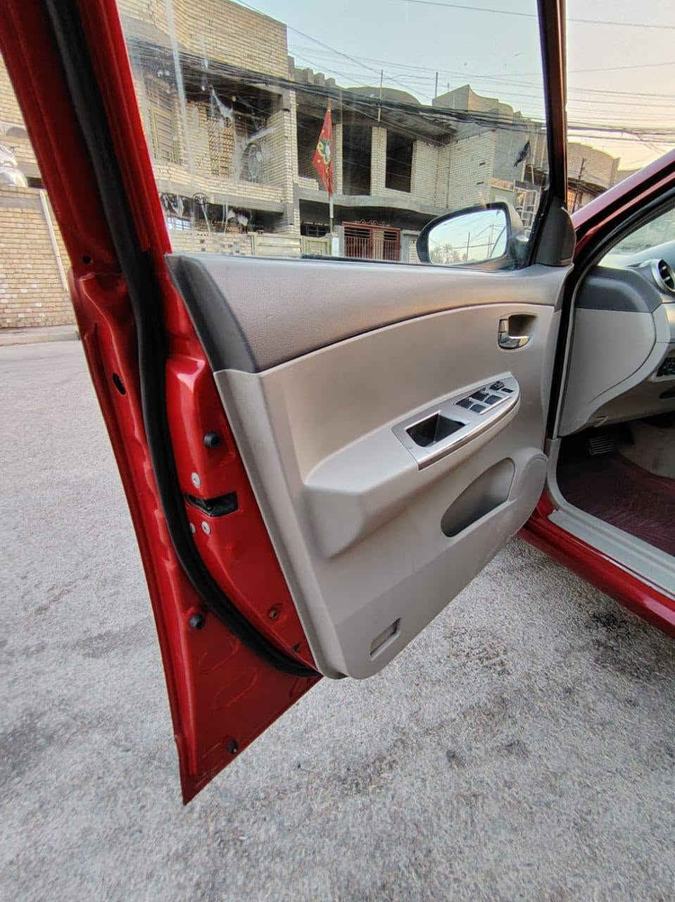 سلام عليكم شباب بي واي دي 2016 جيرو محرك ياباني سياره كفاله
سياره باسمي تحويل ثاني يوم

الهاتف ***********

سياره بها جراد ومصبوقه جماليه فقط سياره جاهزه تخون تاير ويك اب

عنواني بغداد السعر 68
