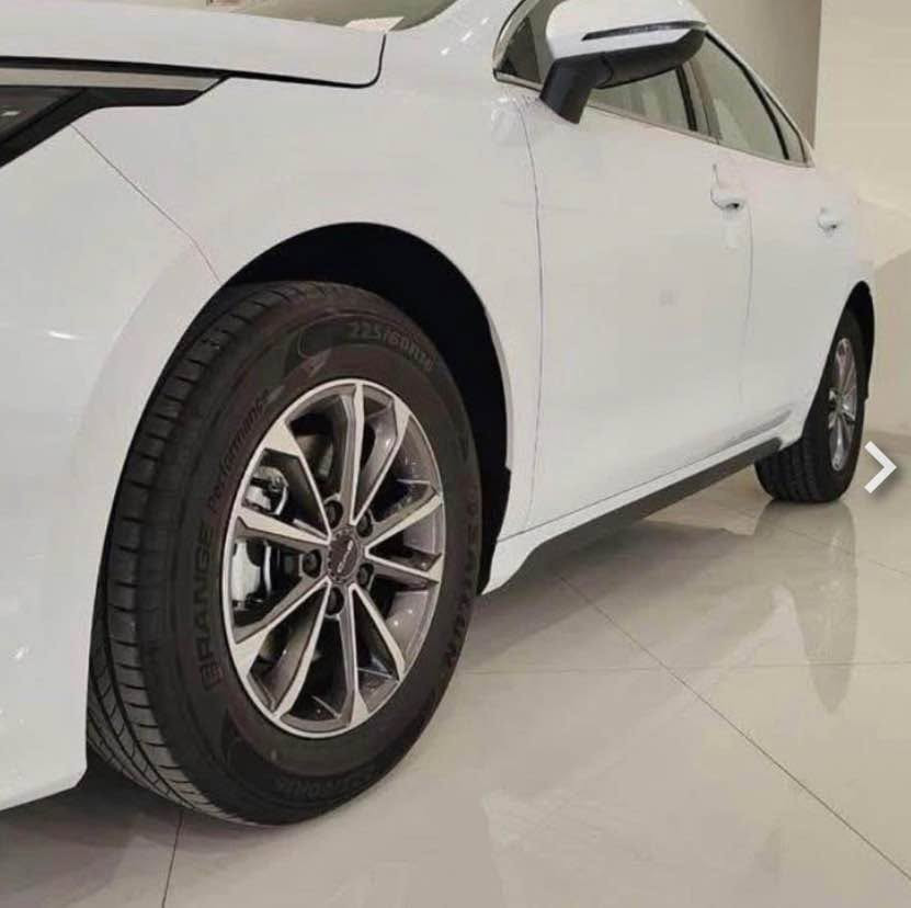 BYD DESTROYER 05 2025 
تەنها ١٠٠ کم رۆیشتووە سفرە یەک رۆژە رەقەمی شکایە ٨٩ رۆژ مەجالی رەقەم کردنی مایە نرخی 135 مەجالەکی زۆر کەم سبوغ تەنکە *********** أربيل, العراق

