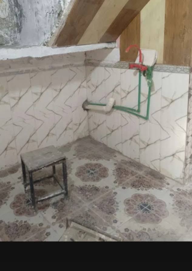 نص بيت • الحيانيه شارع السيد • غرفتين