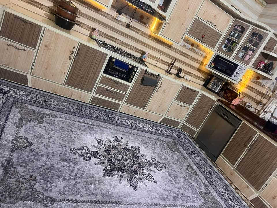 بيت للبيع دوانم دور النفط ع السده 
المساحه ٣٦٥ م 
طابو زراعي سند ٢٥
متوفره جميع الخدمات
للاستفسار  ع الخاص او الاتصال ع الرق***********
