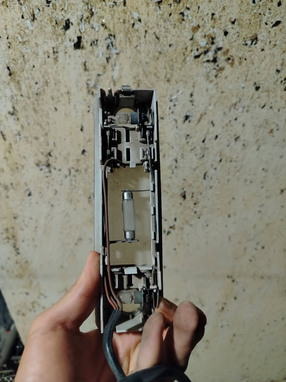 للبيع غراض بي إم ***********
