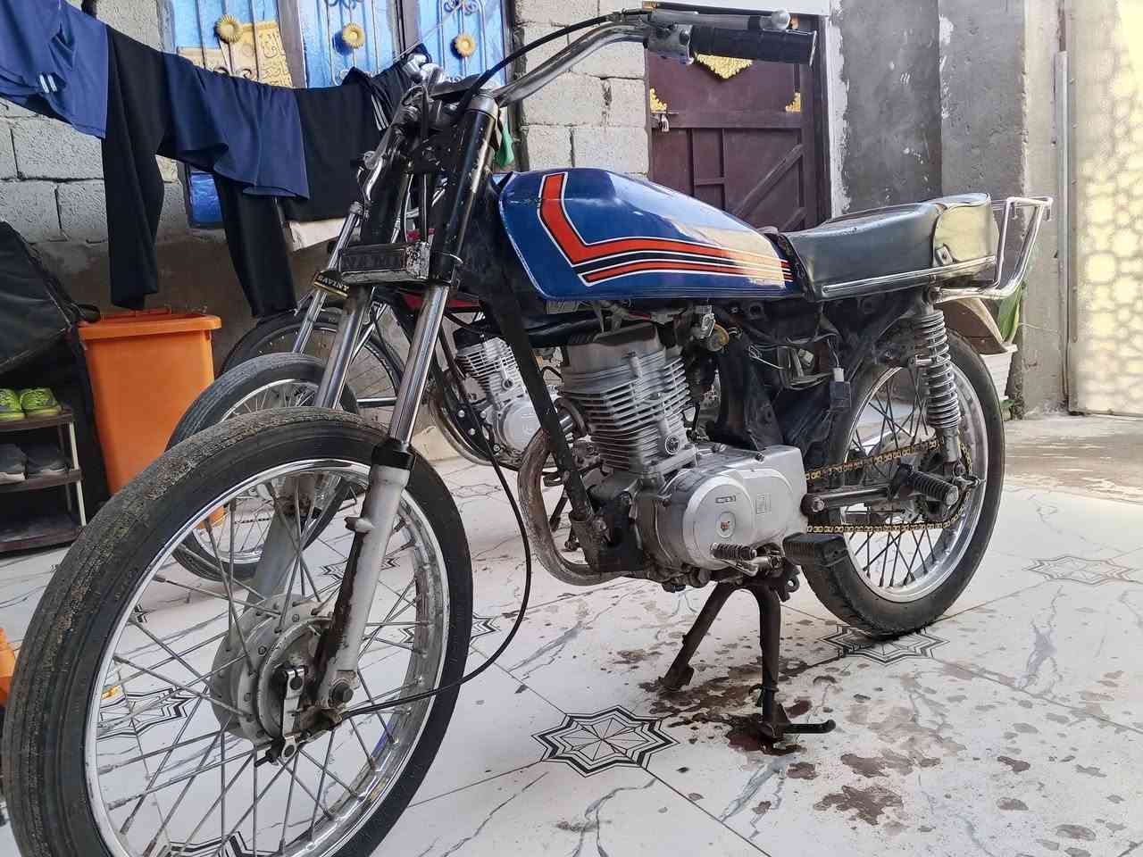 سلام عليكم،)درجه نامه شلمج صولي مديل 2020)مكفول من العواج أو ل
الحيم سعره 400وبيه مجال ناصريه مركز (***********)وتساب خاص هم متوجد
