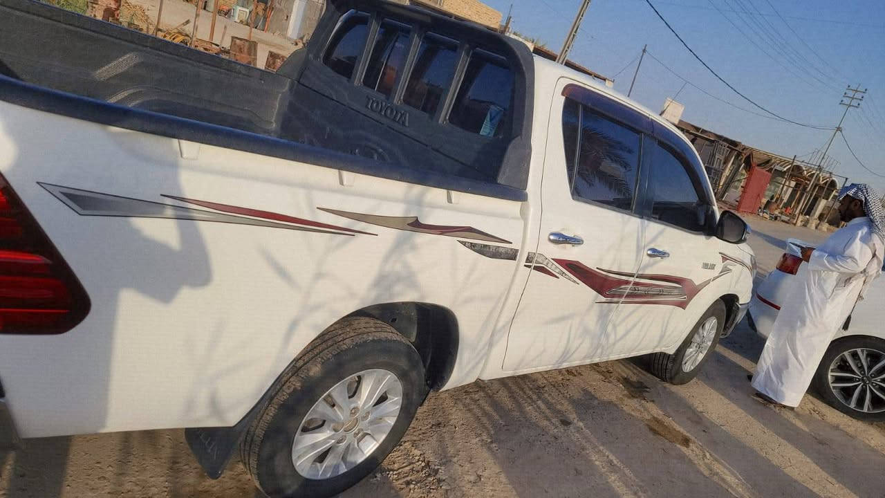 السلام عليكم////فلاونزا موديل2018 بيه بارد قليل مكينة كير كله كفالة سيارة مال جناي رقم بغداد ..
السعر 220 وبيه مجال.
مكان السيارة بابل القاسم ناحية الطليعة..
 للاتصال ***********
