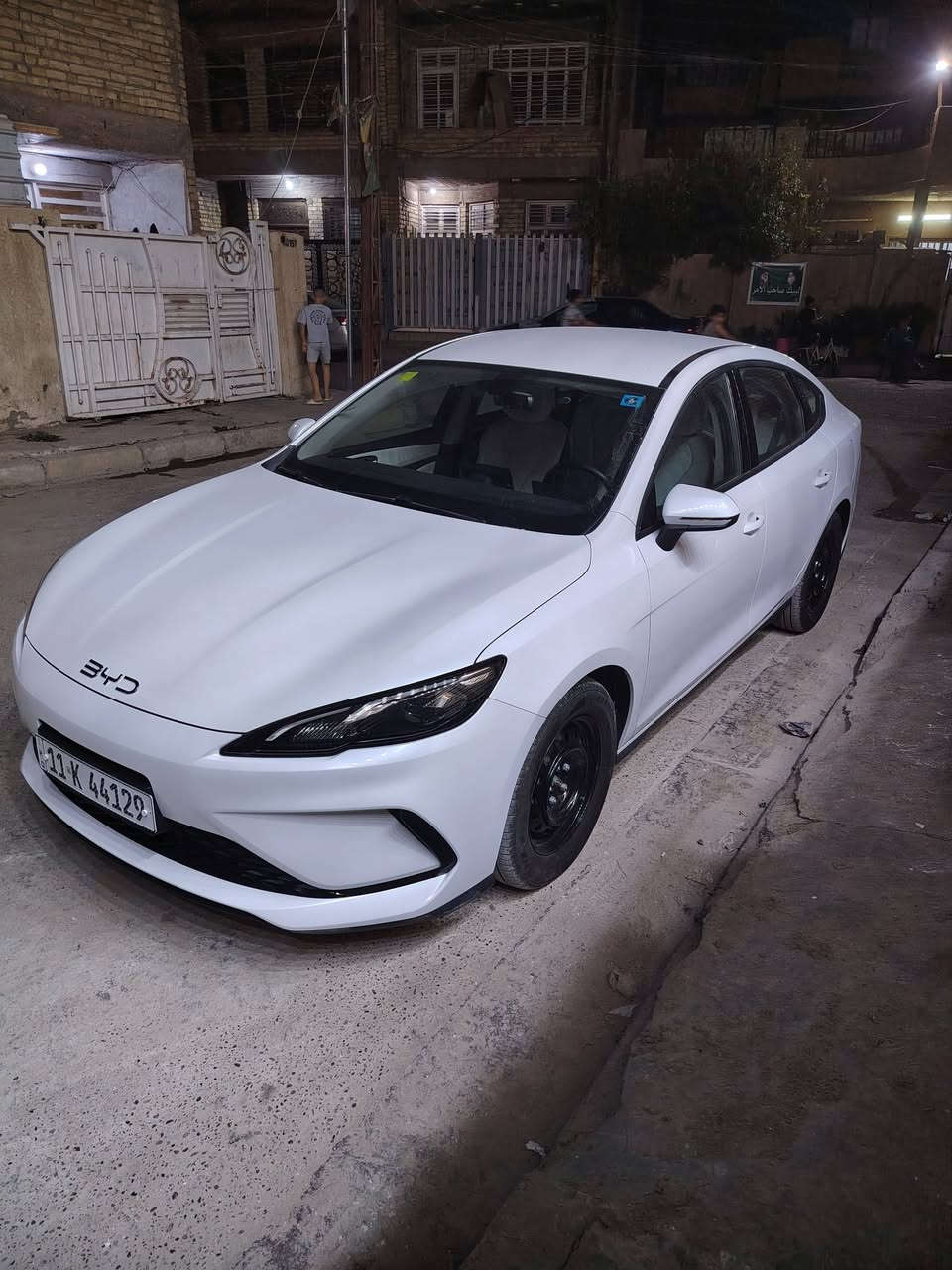السلام عليكم BYD للبيع موديل 25 ملحقات كامله ماشية 17الف بيها رصعتين ساحبهن بيدي ار وابد ممبينات والباقي كفاله عامه بصمه وكارت وشاحنه 16امبير السعر 19ونص
*********** اتصال او وتساب مكاني بغداد
