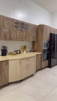 كاونتر نص متر • نظيفه جدا • اوفن مايكرو طباخ