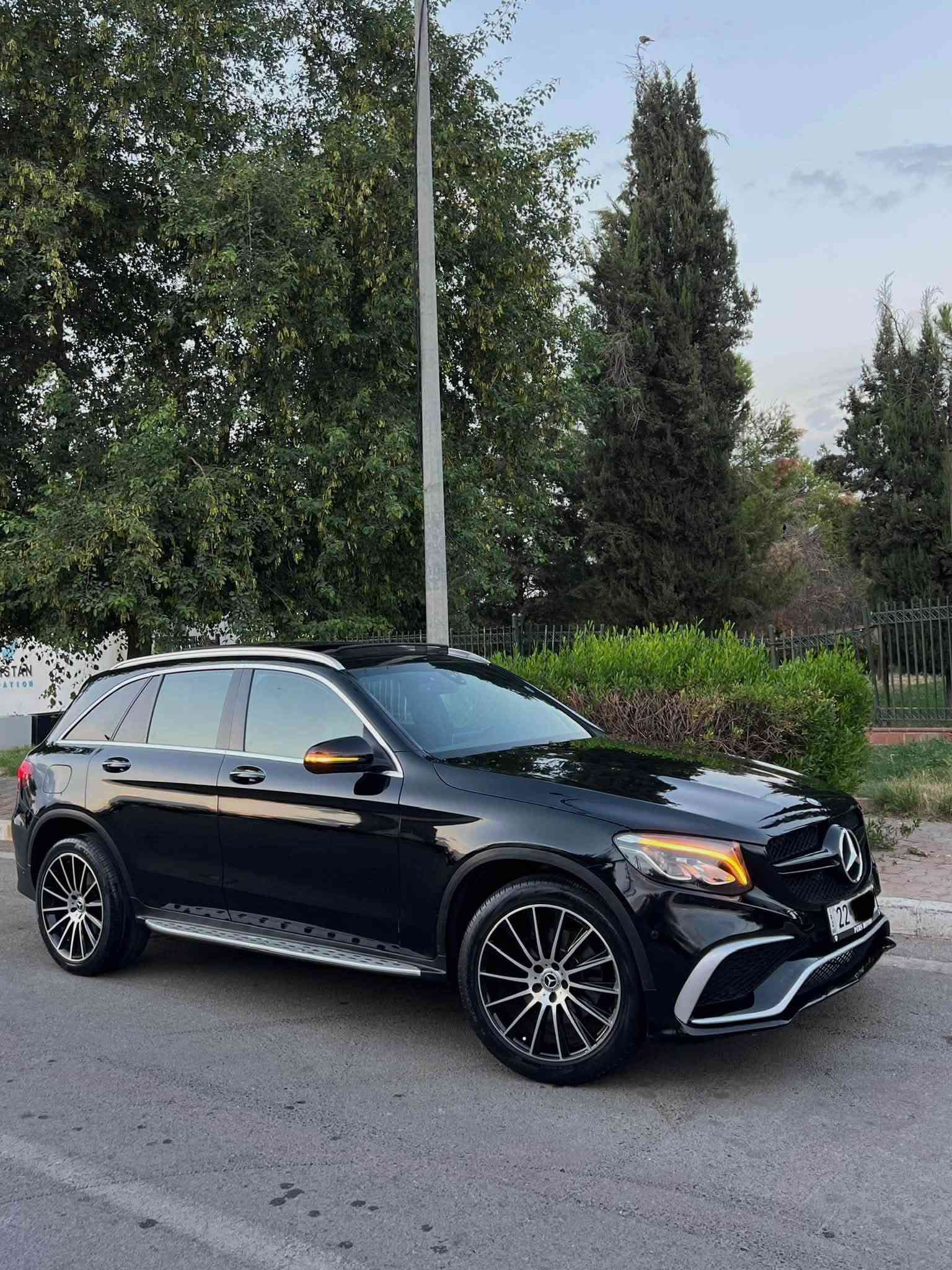 سلام عليكم
Mercedes Benz GLC 2017 
فول مواصفات سيارة 
بدون ضرر سيارة داخل كلين 
٢ مكان صغير pdr 
سيارة جديد مابي ربع دينار مصرف 
كير محرك كل كفالة 
سعر ٢١٣ ورقة مجال 
مكان اربيل 
واتساب ***********
