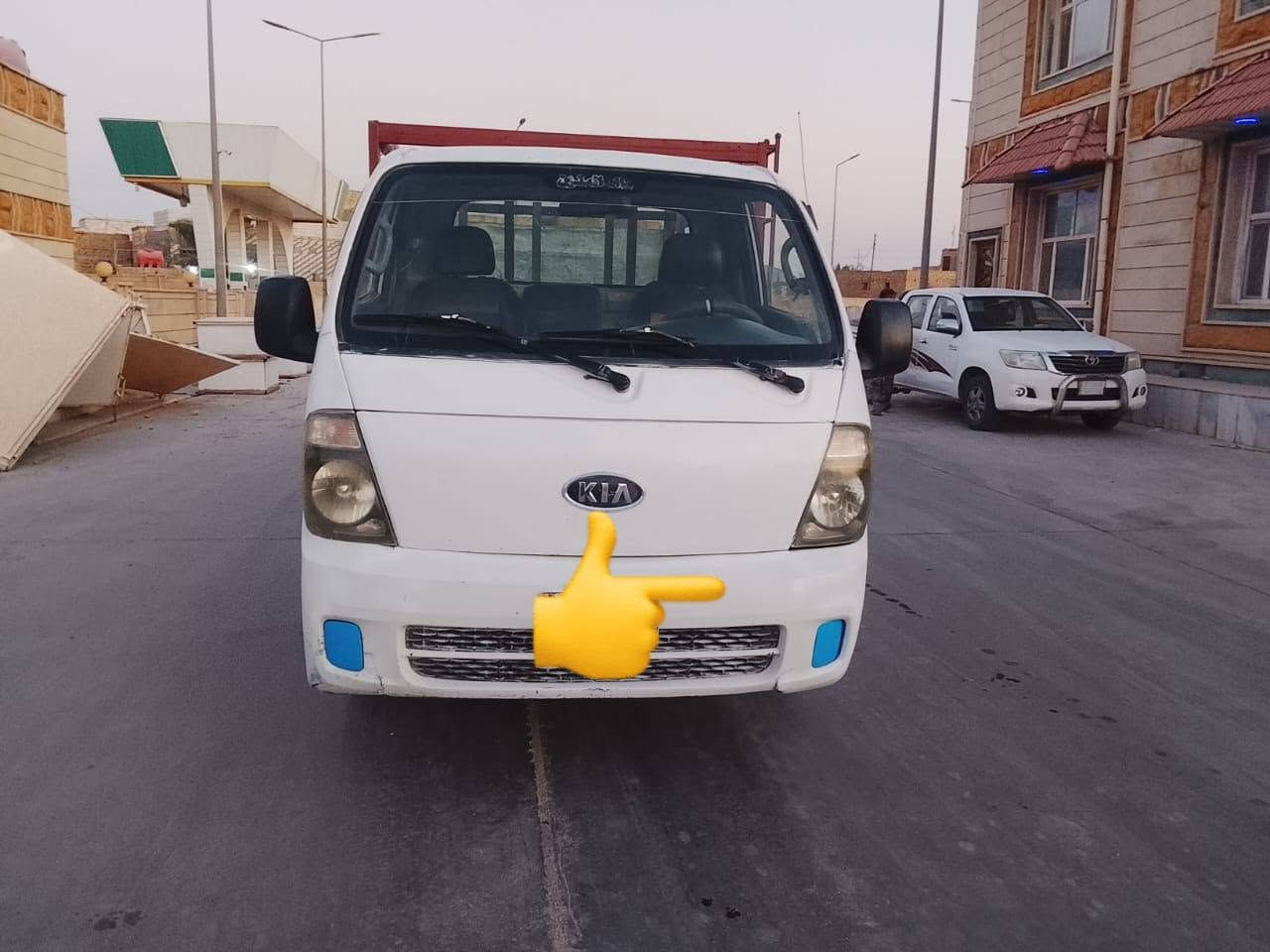 سلام عليكم سياره للبيع كيه حمل مكفول كفاله عامه من ضربه وتبديل وصبغ شرط لاتنقص ولا تبخر كير اكسن كهربائيات كله شغاله حدادين جديده تخم مكينه كير مكفولات المكينه 2700 مشروع وطني سنويه ال 2028 تحويل ثاني يوم سياره جديده مال جناي السعر 64 الرقم الهاتف ***********
