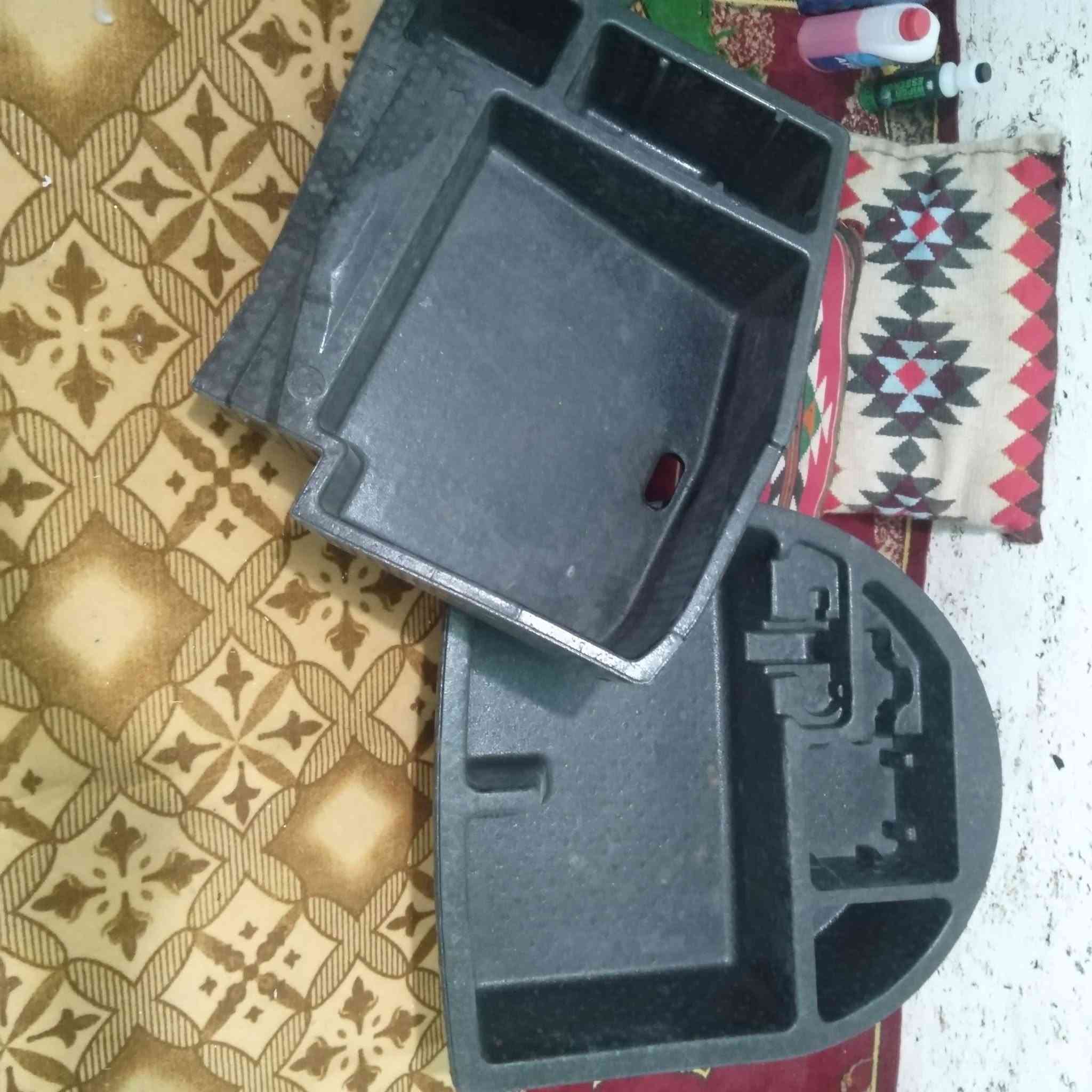 فلينه سبير وحده مال جارجر وحده ما عرفه عنوان نجف اني بل نسبه ماعرف سعرهن قيم وخذ بل يرضي الله ***********
