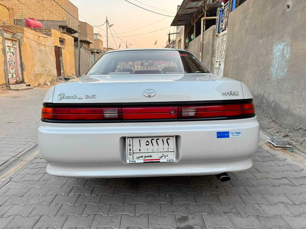 مارك نفخ لون لؤلؤي موديل 1993 أصل رقم ديالى سنويه جديدة شرط التحويل مكينة وكير 2500جدد كهربائيات كلهه شغاله تبريد ثلج حداديه جديده أمام خلفي تخم تاير جديد مكفوله من الكص والظربه والنقل الجثه والصبغ كفاله عامه سياره بلاديه وجاهزه بدون نقص مكان السياره السماوه
 الرقم ***********

