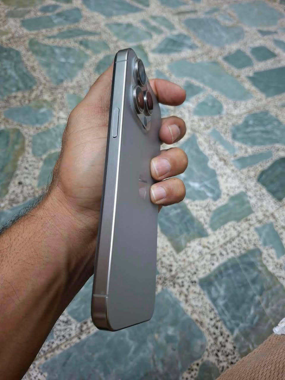 📱 للبيع iPhone 15 Pro Max
اللون: تيتانيوم 

الذاكرة: 256GB

الموديل: عربي شرق أوسط — نموذج M 🇦🇪

الشاشة: مبدلة شاشة تفصيخ أصلية 

البطارية:96% 🔋

نضافة الجهاز: 99% ✨

السعر 825  الف المكان العبيدي 

***********

او مراوس بايفون 16
