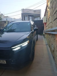 هوندا CR-V sport موديل 2024..ماشية 50 الف كم كلين بدون صبغ حادثها بالد...